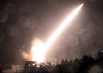 Pánico en Corea del Sur por la caída de un misil lanzado para intimidar a Corea del Norte