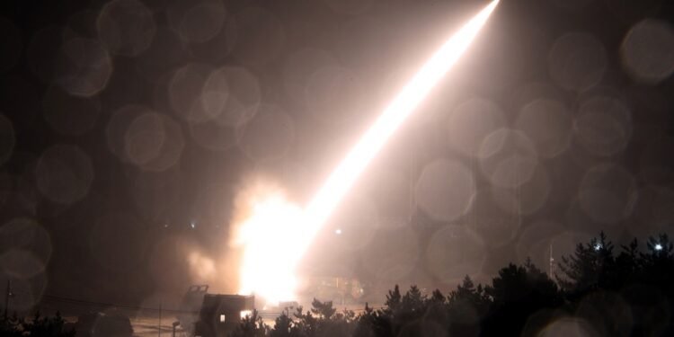 Pánico en Corea del Sur por la caída de un misil lanzado para intimidar a Corea del Norte