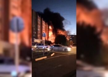 Muertos, heridos y desaparecidos por el choque de un avión militar ruso contra un edificio