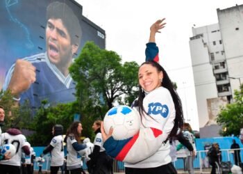 Inauguraron el mural más grande del mundo en homenaje a Diego Maradona