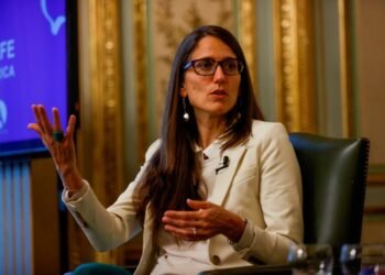 Elizabez Gómez Alcorta presentó su renuncia indeclinable tras el operativo en Villa Mascardi