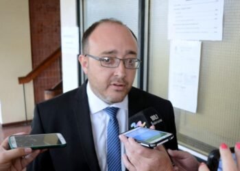 Imputaron a un docente universitario por estafas a sus propios alumnos