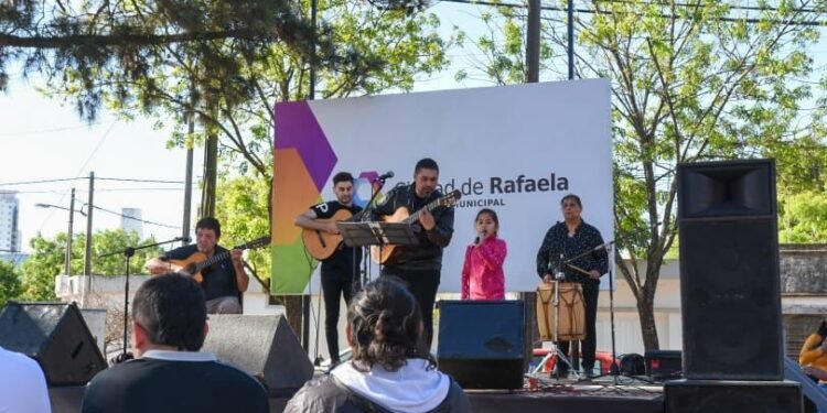 Este domingo continuó «Sale Primavera!»