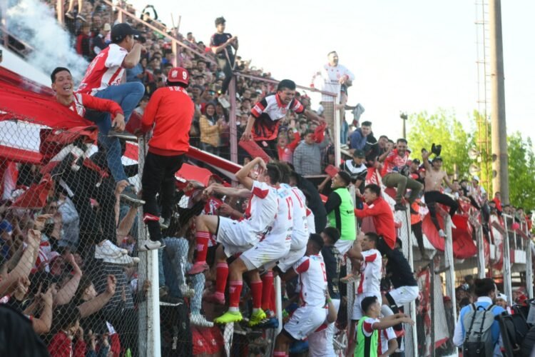 Las mejores fotos del clásico rafaelino