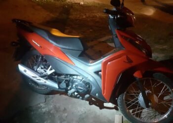 Madre honesta: su hijo llegó con una moto robada y lo denunció