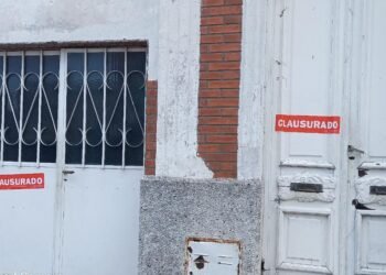 Clausuraron dos geriátricos por denuncias de familiares