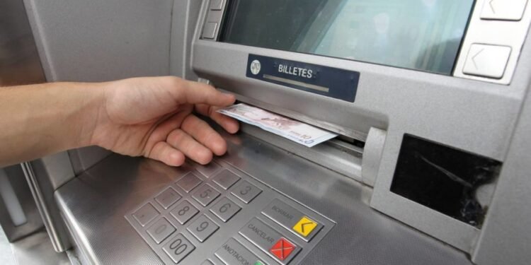 Docentes rafaelinos cobraron los días descontados y el aumento pactado