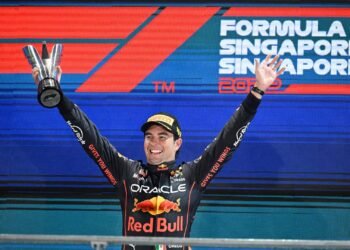 En el dominio de los Red Bull, ahora le tocó a «Checo» Pérez