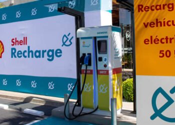 Shell inauguró su primer cargador eléctrico en una Estación de Servicio de Argentina