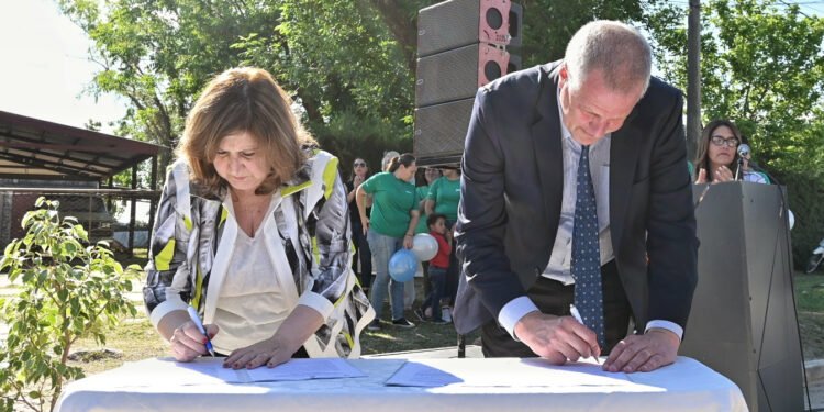 La provincia dio inicio formal al plan de jornada extendida 25 horas para las escuelas primarias provinciales