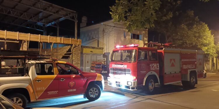 Principio de incendio en un establecimiento de barrio 9 de Julio