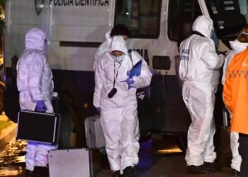 La autopsia a la niña hallada en una caja de madera determinó que murió por una infección