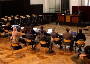 Comienza el juicio a la acusada de envenenar a su pareja y al hijo con anticongelante