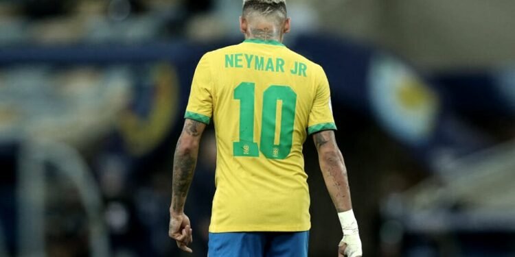 Brasil anunció la lista para el Mundial con el veterano Dani Alves