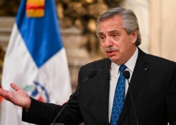 El Gobierno nacional anunció un decreto para vincular planes sociales con empleo genuino