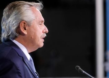 Alberto Fernández: «Cuando la política entra en tribunales, la justicia se escapa por la ventana»