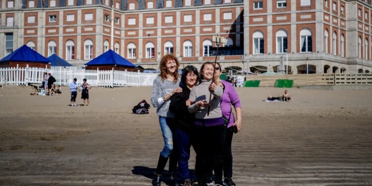 Cuáles serán y cuándo caen los 19 feriados de 2023