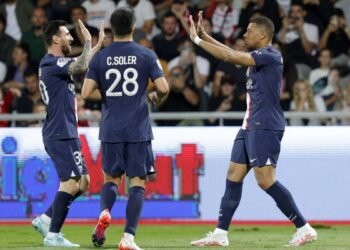 Con Messi como titular, PSG goleó a Auxerre en el último partido antes del Mundial