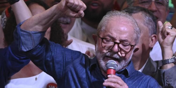 Lula prepara la transición y ya hubo un primer contacto con Bolsonaro