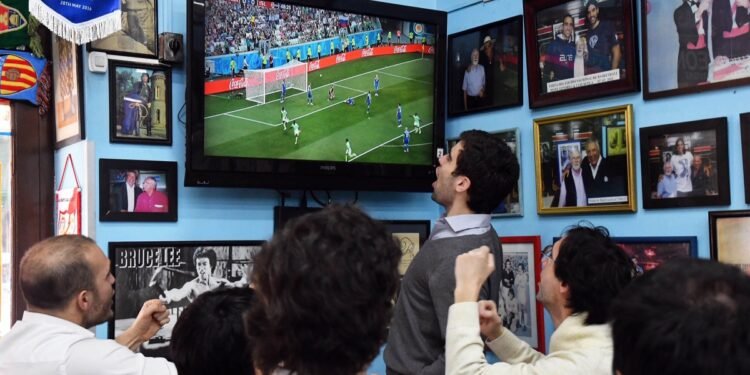 La TV de Qatar 2022: audiencia récord y tres pantallas en la Argentina