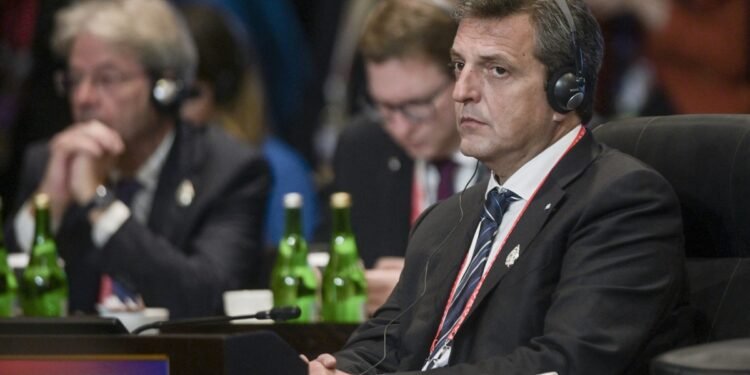 Swap con China: Massa destacó «la duplicación de las reservas» tras el acuerdo