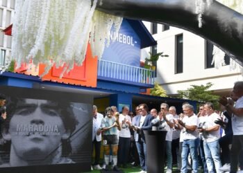 nfantino, Domínguez y Tapia recordaron a Maradona en el segundo aniversario de su muerte