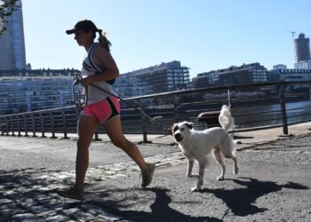 Sigue el calor intenso y hay alerta en casi todo el país por altas temperaturas