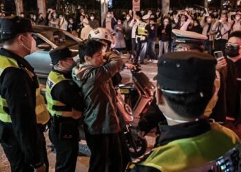 China acelerará la vacunación de las personas mayores contra la Covid 19