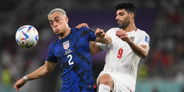 Inglaterra y Estados Unidos pasaron a octavos de final