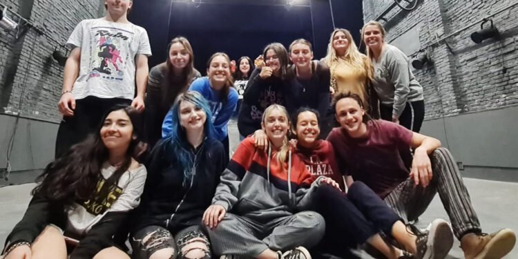 Muestras de los talleres de teatro para adolescentes y preadolescentes de La Máscara