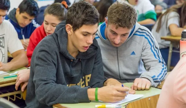 Extensión del ciclo lectivo en Santa Fe: «Más clases, más seguimiento, más aprendizaje»