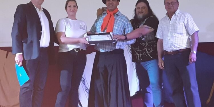 Celebraron 30 años de la Escuela de Danzas José Hernández