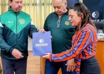 Distinguieron a Luz y Fuerza en el Concejo por sus 75 años