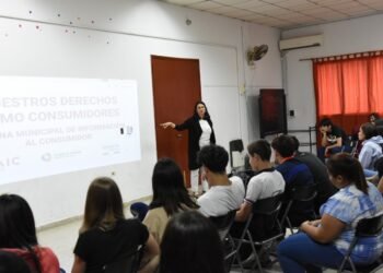 La OMIC brindó una charla en la escuela “Luisa Raimondi de Barreiro”