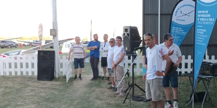 Con cielos favorables, los planeadores viven su gran cita nacional en Rafaela