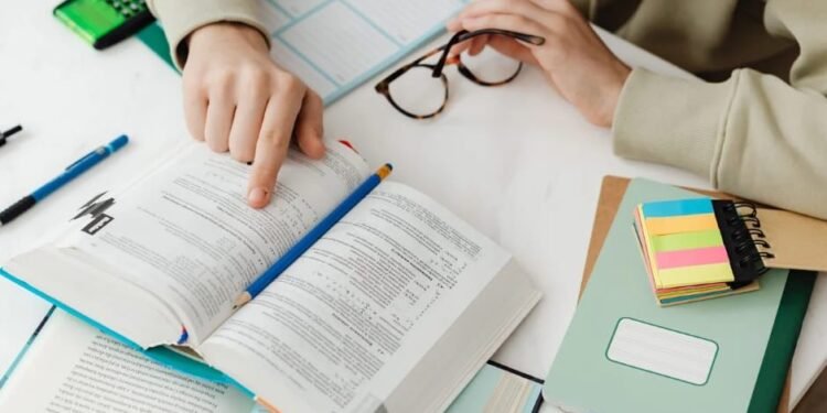 Abren las inscripciones para las becas universitarias, terciarias y agrotécnicas 2023