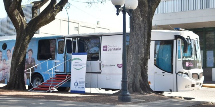 El Ómnibus Sanitario continúa recorriendo la ciudad