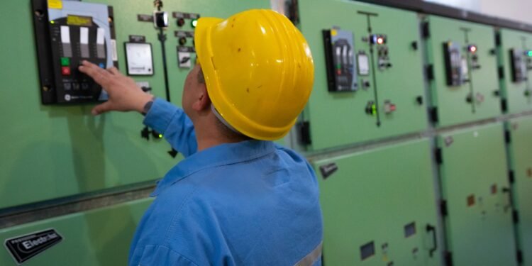 La EPE operó 10,5% más de energía que en noviembre de 2021