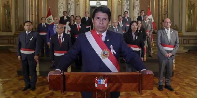 Perú: Castillo disolvió el Congreso y declaró un «Gobierno de excepción»