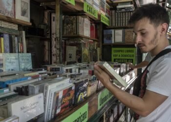 «La novela del verano», un concurso de obras pensadas para ser leídas en las vacaciones