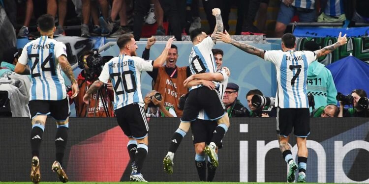 De la mano de Messi, Argentina pasó a Australia y está en cuartos