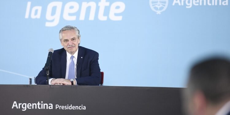 Alberto Fernández asume como presidente pro témpore del Mercosur