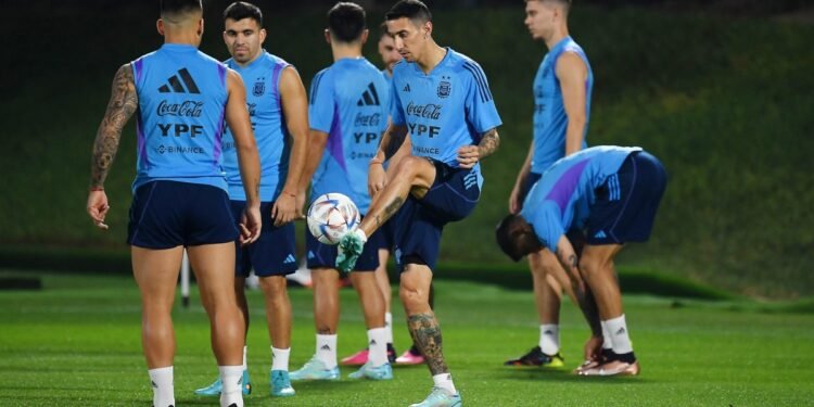 Argentina seguirá con las pruebas en una práctica a puertas cerradas