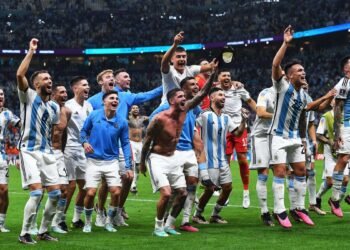 Argentina enfrenta a Croacia en busca de su sexta final mundialista