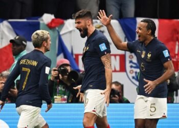 En un partidazo, Francia pasó a semifinales y dejó out a Inglaterra