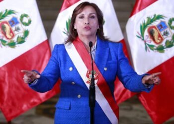 Boluarte instaló el gabinete de crisis en Perú pero no ceden las protestas