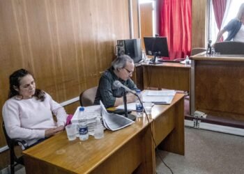 La casa donde mataron a Carlos Bustamante era «un mar de sangre», declaró un policía