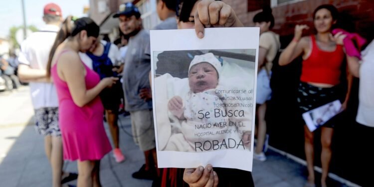 Apareció la beba robada en Lomas de Zamora y detuvieron a una mujer