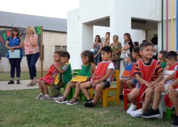 El Jardín Municipal Nº3 con Sede en Zazpe realizó una jornada especial para cerrar el año