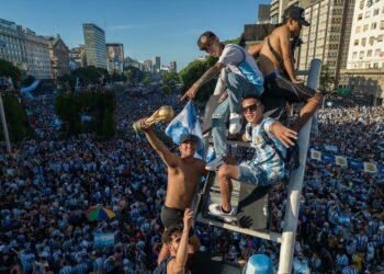 El gobierno decretó feriado nacional para este mares
